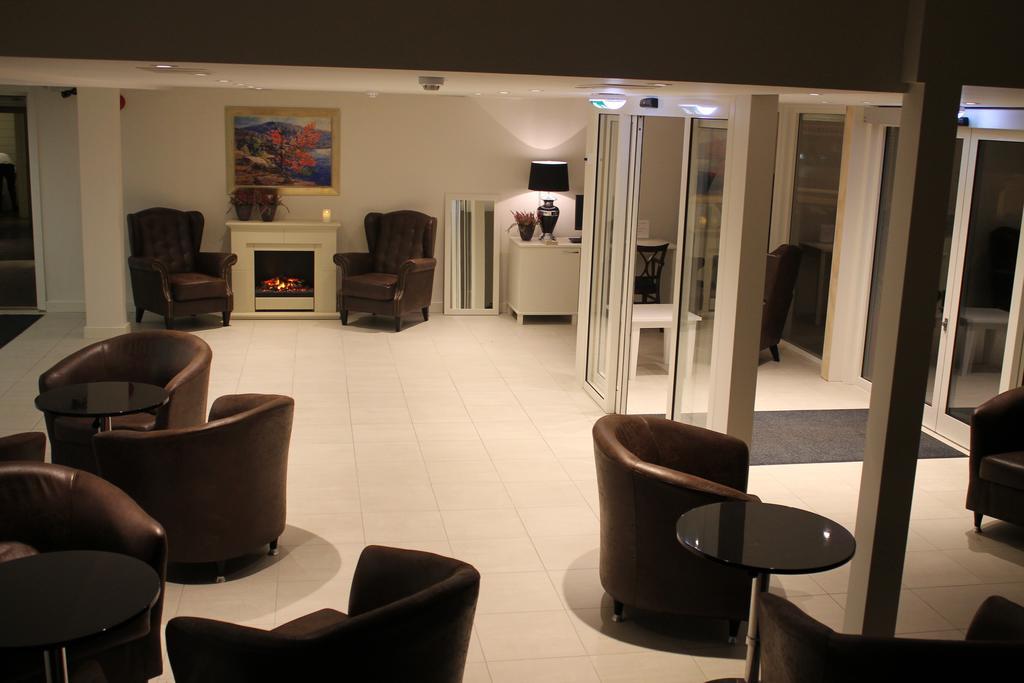 Klover Hotel Sauda Εξωτερικό φωτογραφία