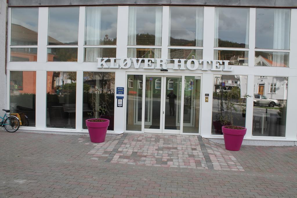 Klover Hotel Sauda Εξωτερικό φωτογραφία