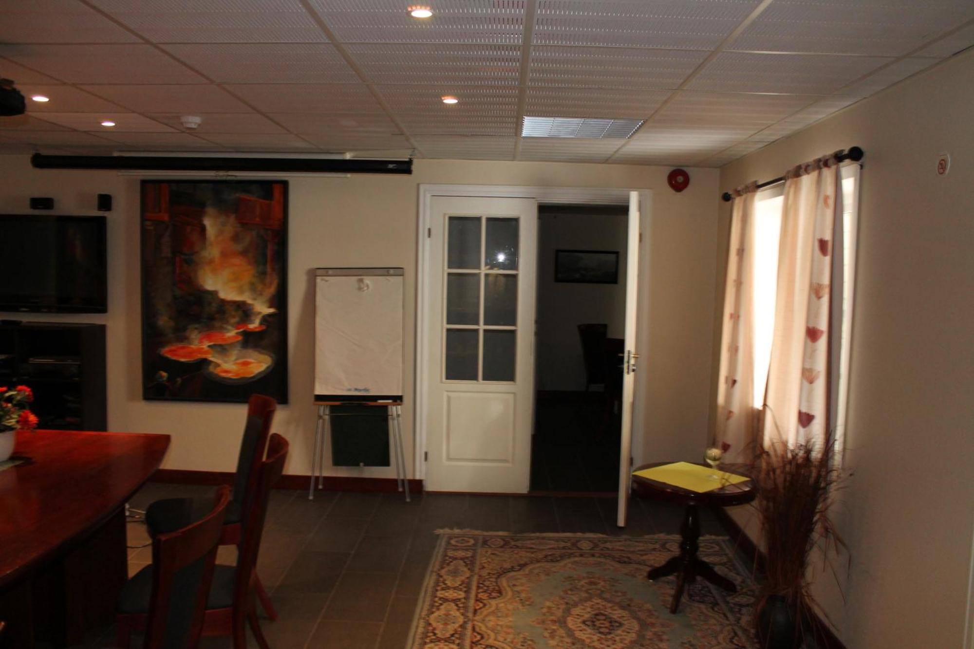 Klover Hotel Sauda Εξωτερικό φωτογραφία