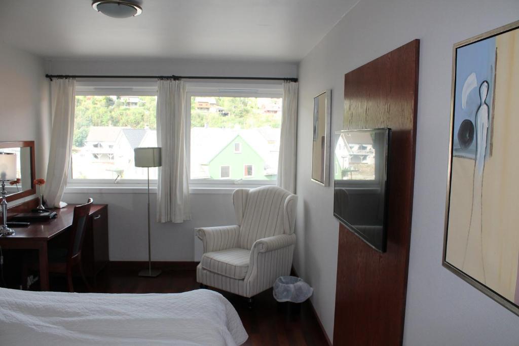 Klover Hotel Sauda Εξωτερικό φωτογραφία